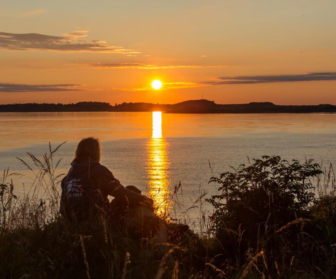 Cool Cabins Sandhornoy Lekanger ภายนอก รูปภาพ